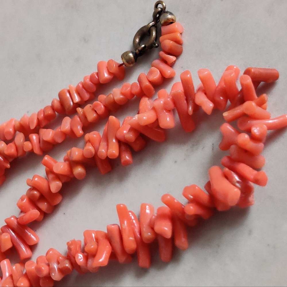 Genuine Undyed Coral Branch Necklace - Picture 13 of 16